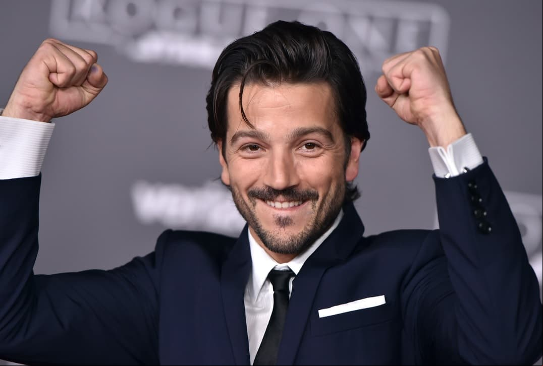 Diego Luna recibe importante reconocimiento mundial por 'Star Wars'