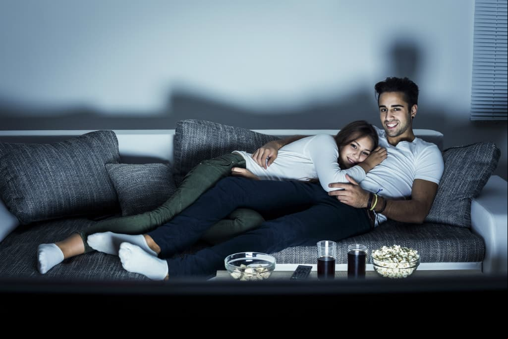 Cinco razones para ver películas para adultos con tu pareja