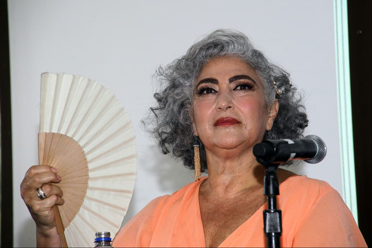 Amanda Miguel confirma la muerte de su madre