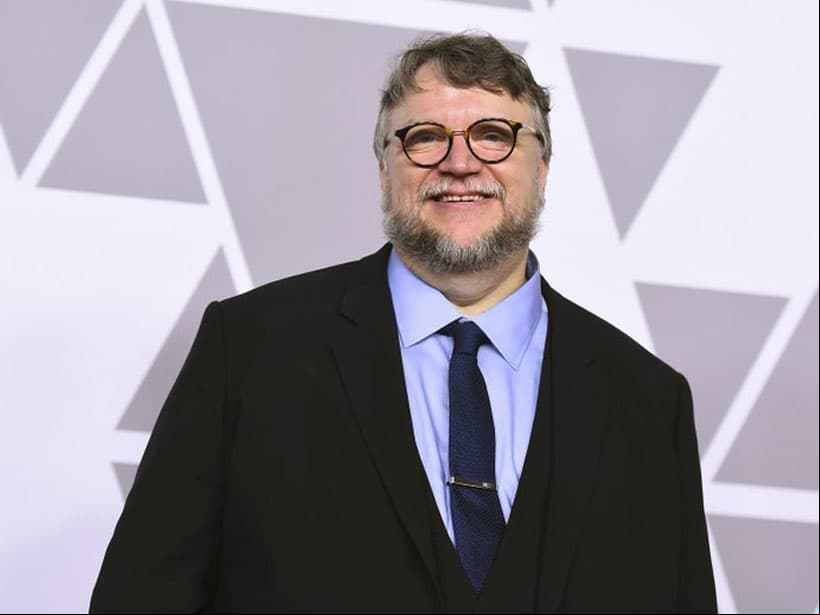 Guillermo del Toro, uno de los favoritos para llevarse la codiciada estatuilla, asistió al evento privado en el Hotel Beverly Hilton.