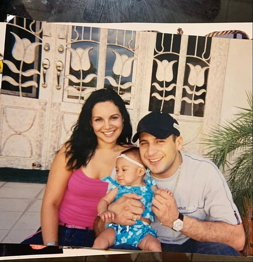 Valentina Elizalde comparte tierna foto junto a su familia