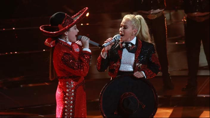 Yuri y Leslie unen talento en la final de La Voz... México