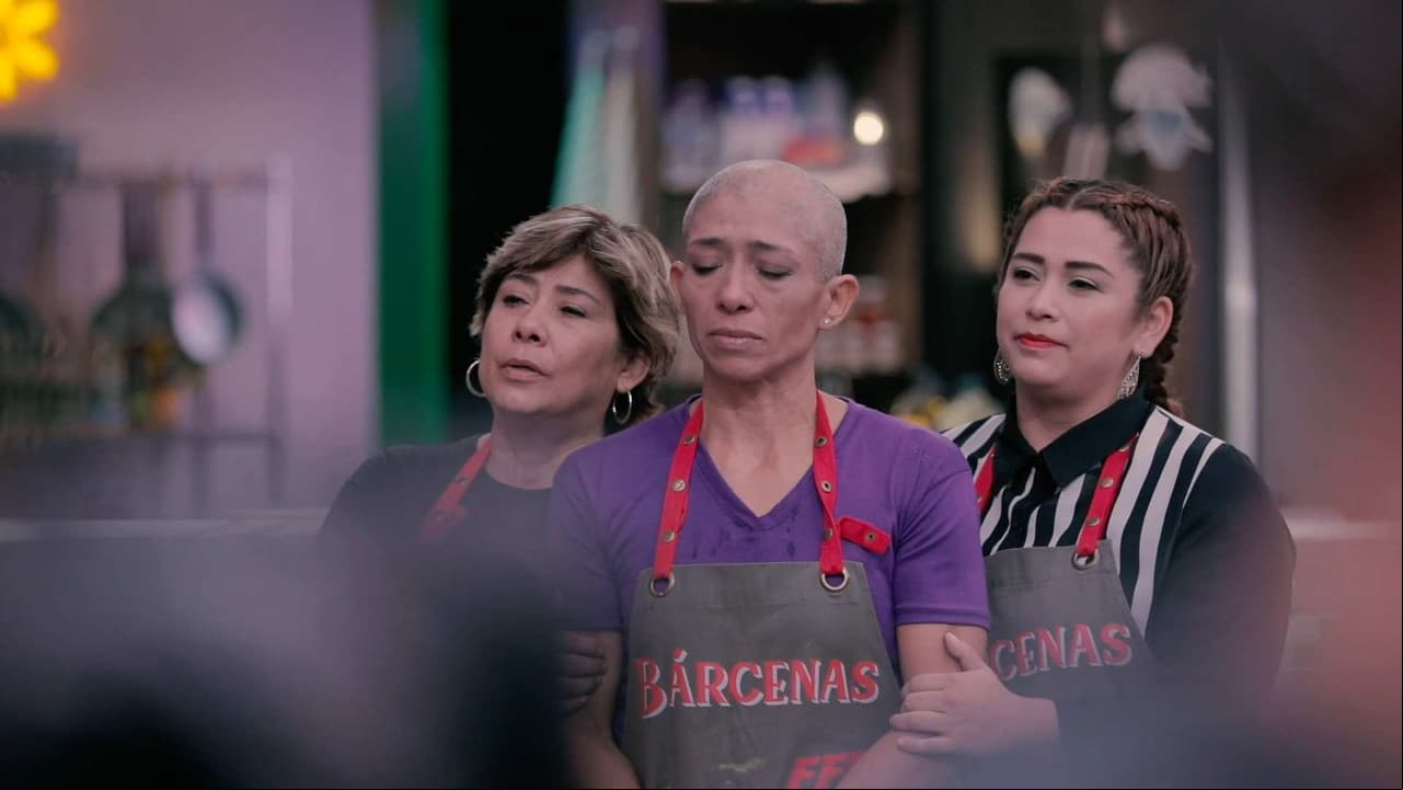 Pozole y mezcal son algunos de los platillos para curar un corazón roto en Familias Frente al Fuego