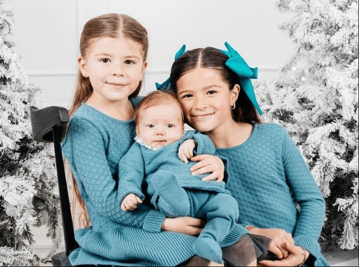 “Nada como este momento!!! Mi princesita Carlota nació a las 19:33 pm! Felicidades Magda y gracias a todos por sus felicitaciones, gracias a Dios!!! Todo bien”, destacó.