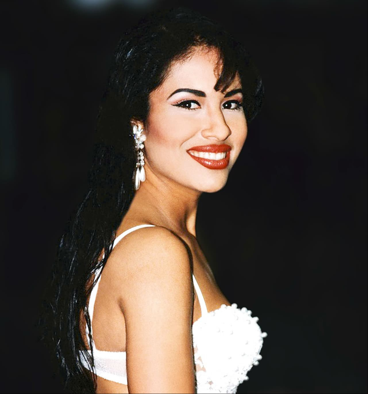 Publican imágenes inéditas del asesinato de Selena Quintanilla