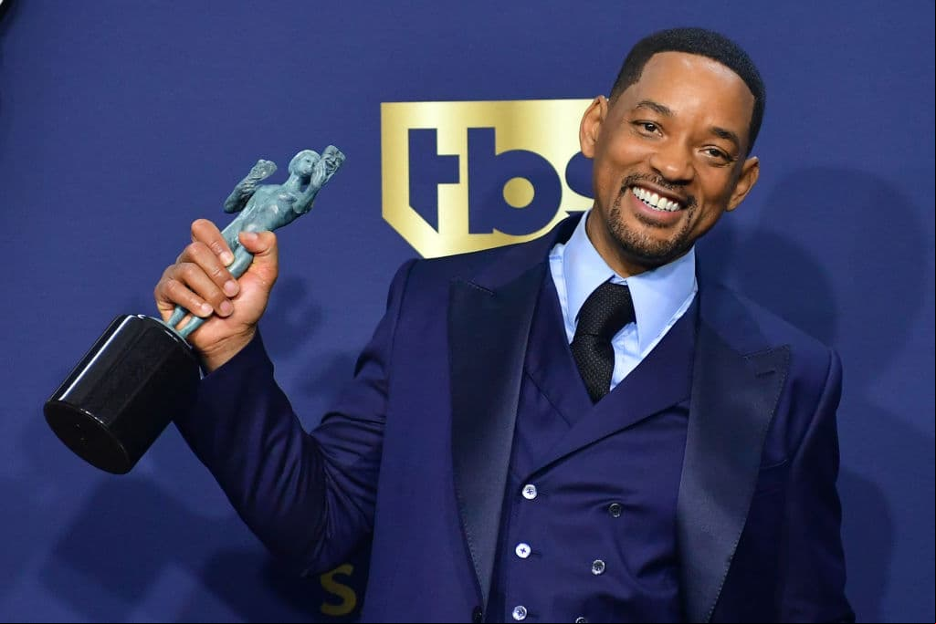 Smith, considerado el principal candidato al Oscar, comenzó a llorar cuando el programa transmitió un clip de "King Richard", en el que interpreta al padre de las superestrellas del tenis Venus y Serena Williams.