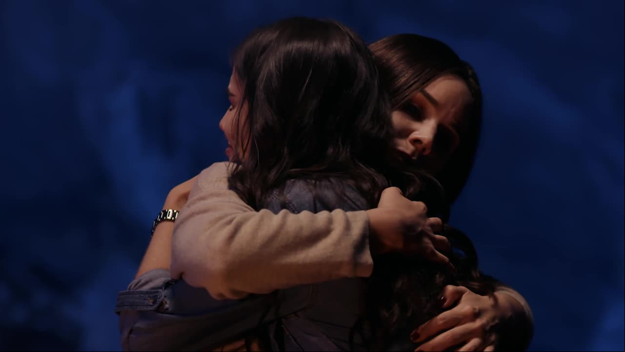 'Fernanda' le jura a 'Rubí' que no buscaba vengarse de ella. Ambas se perdonan y son felices.