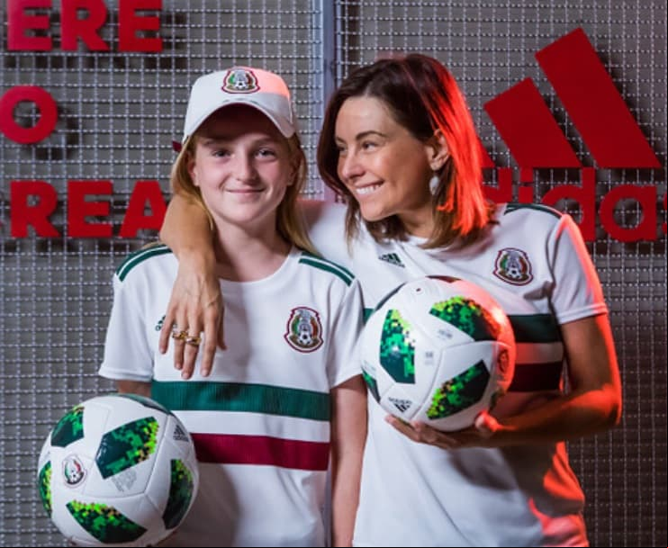 Dominika Paleta presume a su hija Aitana