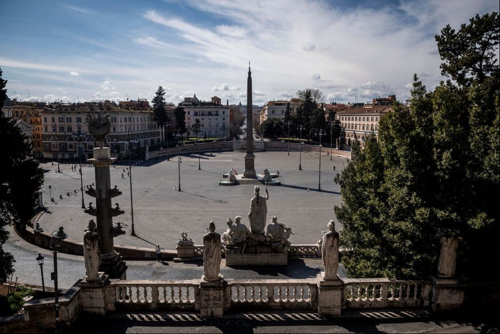 Roma, Italia.
<br>
<br>La Piazza del Popolo (la plaza del pueblo) se encuentra sin personas que la visiten.
