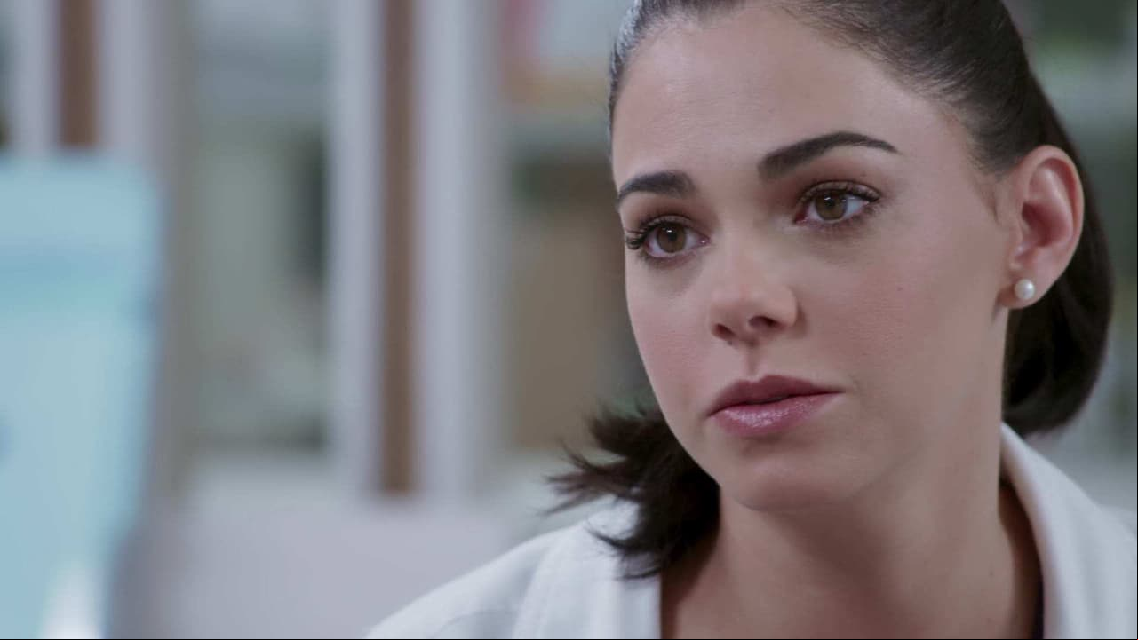 Este viernes: ¿Regina le dará una oportunidad a Arturo?
