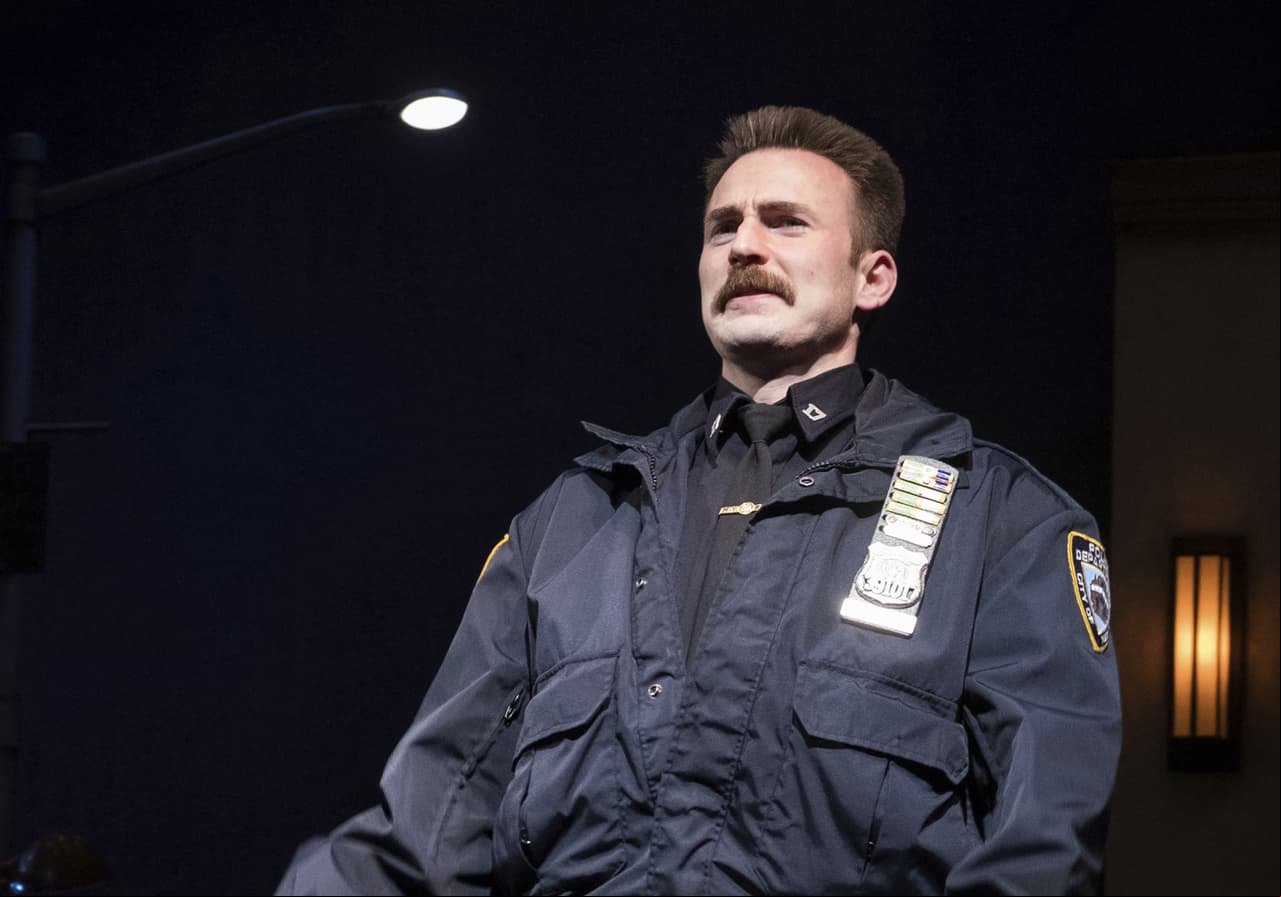 Evans cambió de look para una obra de teatro