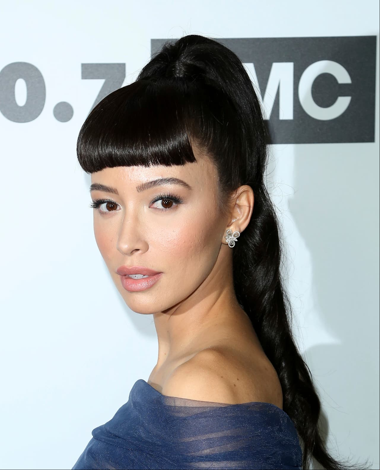 Sus rasgos latinos y origen mexicano, logró que Christian fuera considerada para personificar a Selena Quintanilla en la serie de Netflix, confirmándose su participación este martes 12 de noviembre a través de un comunicado.