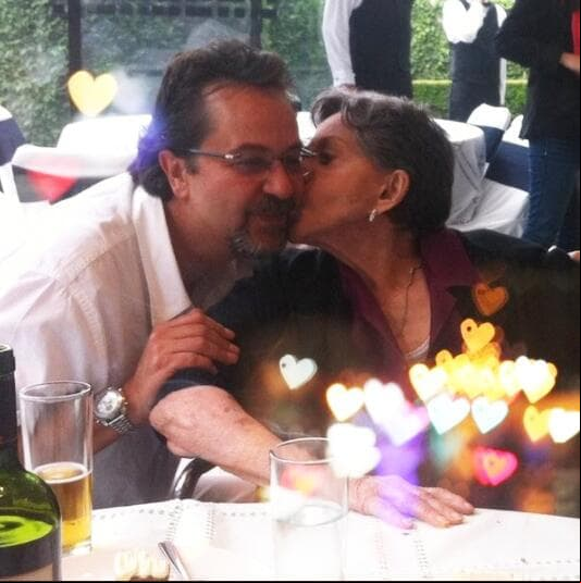 María Rubio y su hijo Claudio Reyes