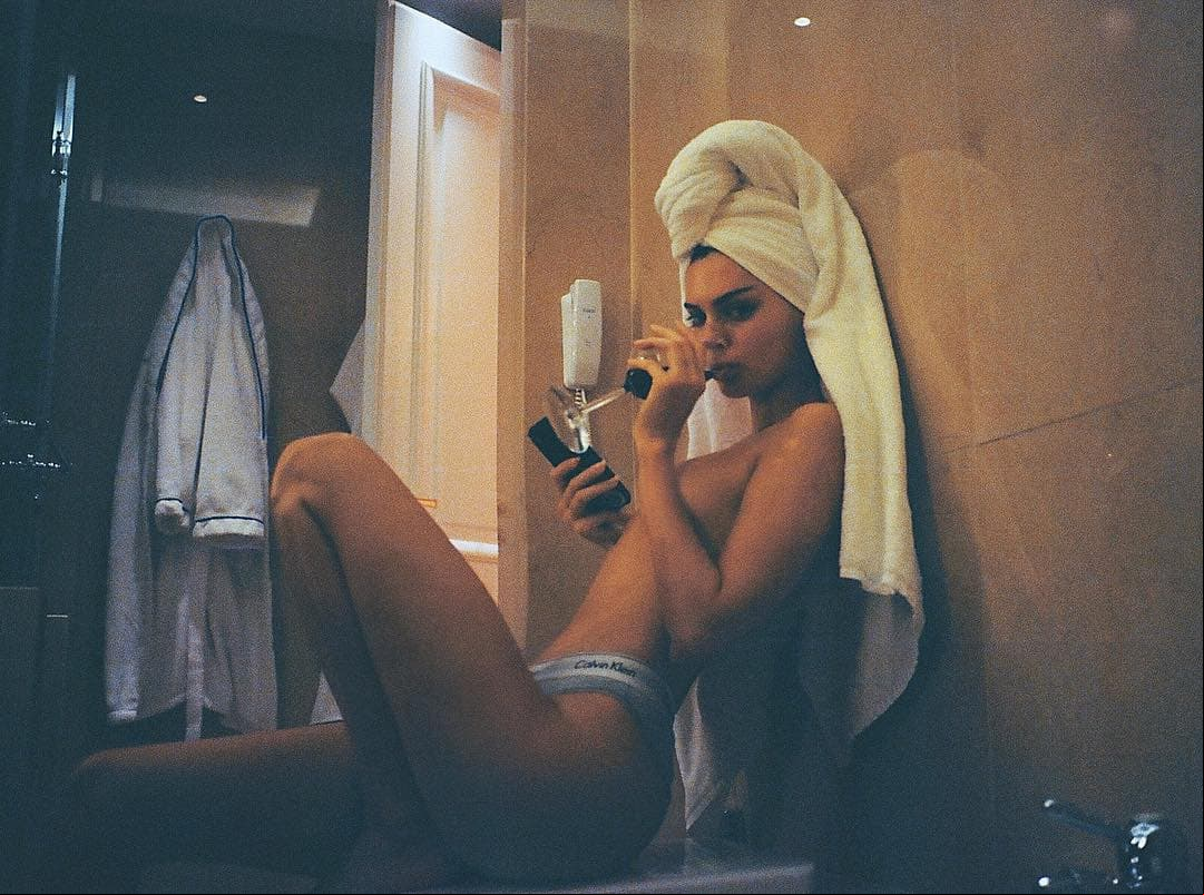 Los desnudos con los que las Kardashian conquistan Instagram