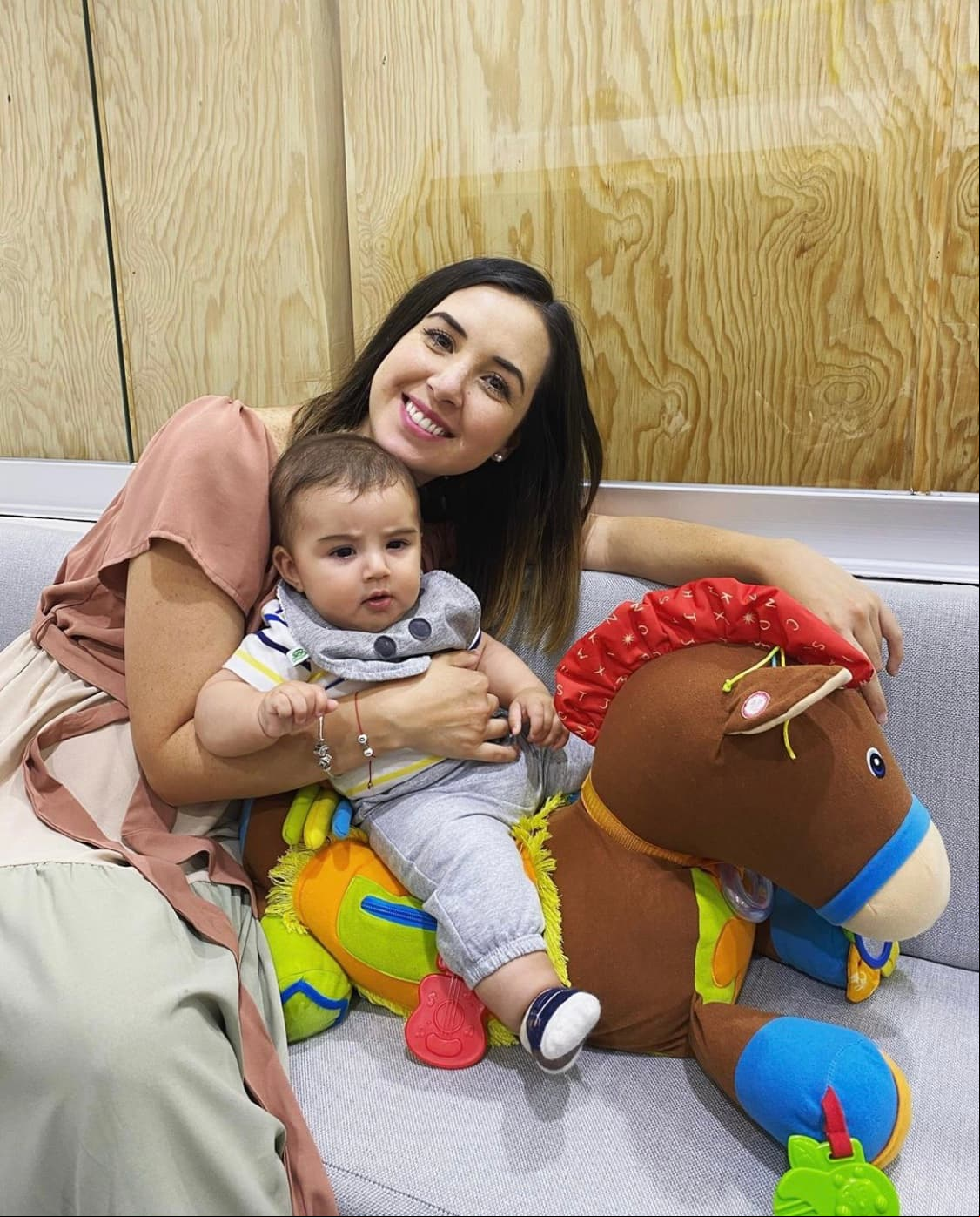 Fátima Torre presume lo grande que está su hijo Diego con la foto más tierna: "Mi Dumbo"