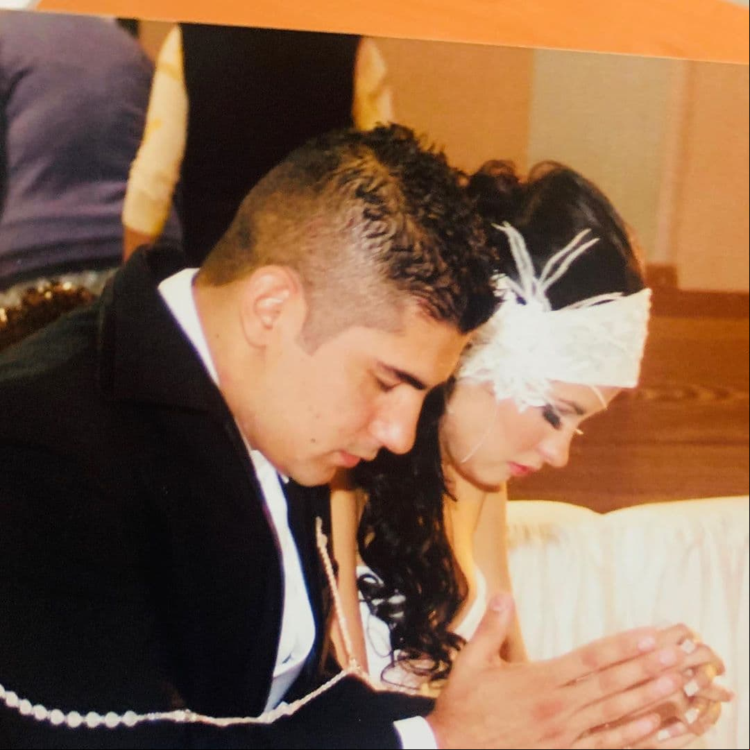 A través de sus redes sociales, Fabiola Martínez ha dedicado emotivos mensajes a quien fuera su compañero de vida por más de 10 años, destacando que jamás lo olvidará.