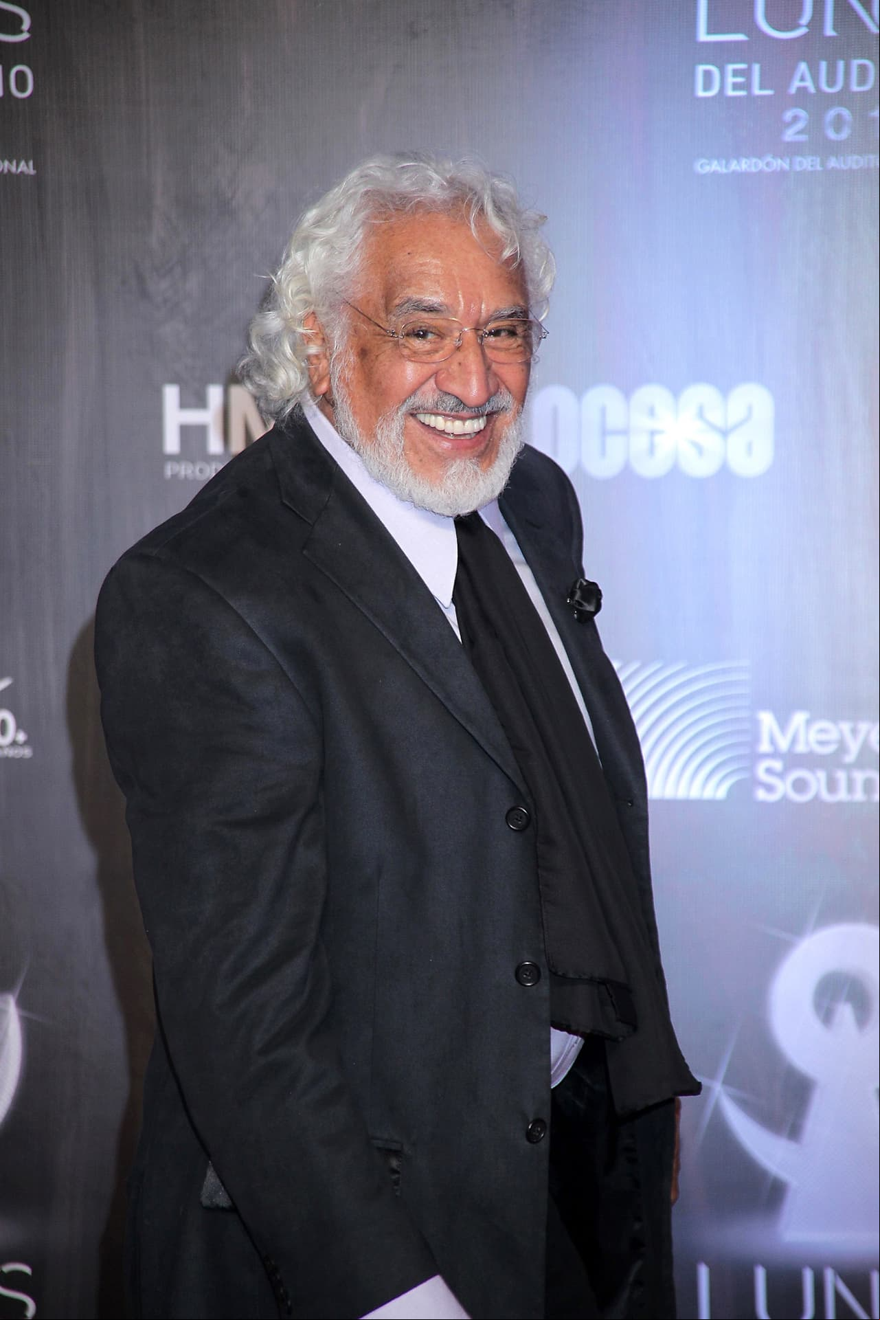 El actor hizo su debut en el cine de ficheras a finales de 1970 e inicios de 1980. En la televisión abierta mexicana lo hizo con ‘El Show de Alejandro Suárez’ en 1972.