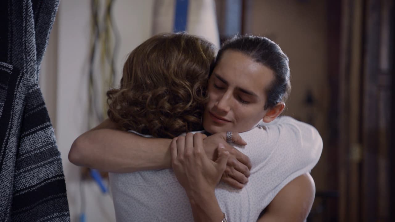 'Luz' le pidió de favor ofrecerle disculpas a su hermano mayor. 'Lalo' le promete ser un hombre de bien.