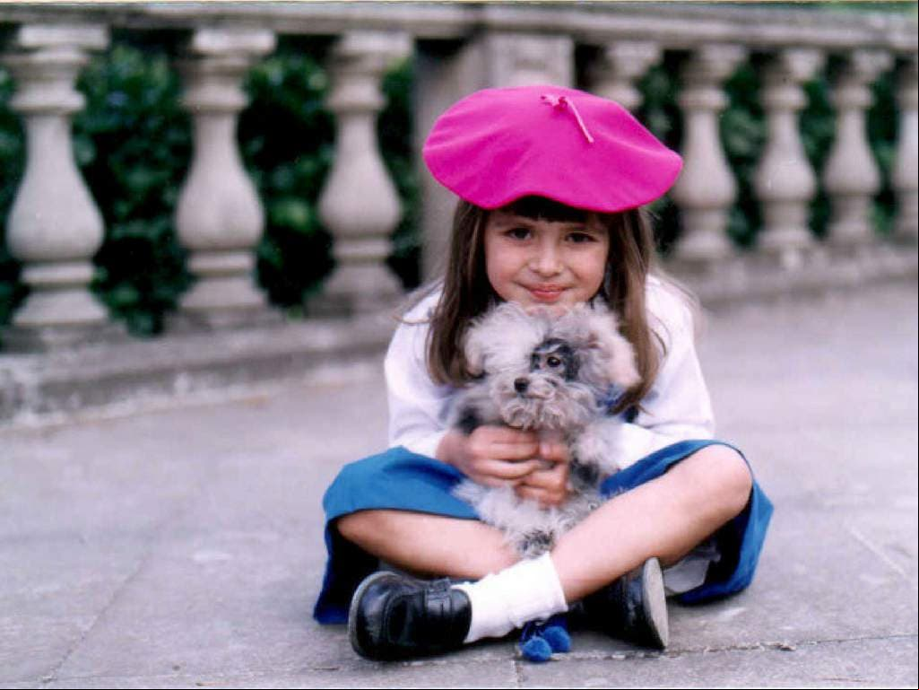 En cuanto a telenovelas, en el año 2000, Zayas tuvo una pequeña participación en la telenovela infantil 'Carita de Ángel', protagonizada por Daniela Aedo, Lisette Morelos y Miguel de León.