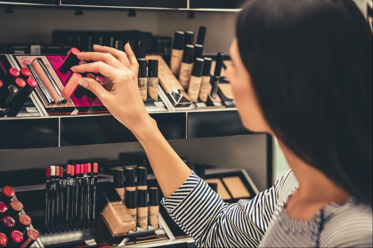 ¿Te has preguntado si tu maquillaje tiene fecha de caducidad?