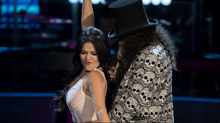Los encantos de Paty Power derrotan a Lazcano Malo