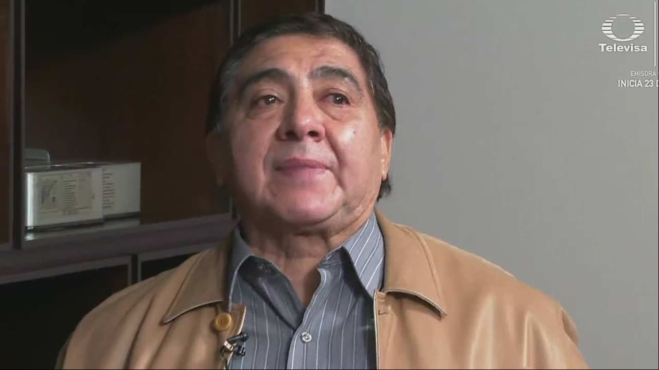 Carlos Bonavides rompe en llanto al recordar los sacrificios de su madre y el abandono de su padre