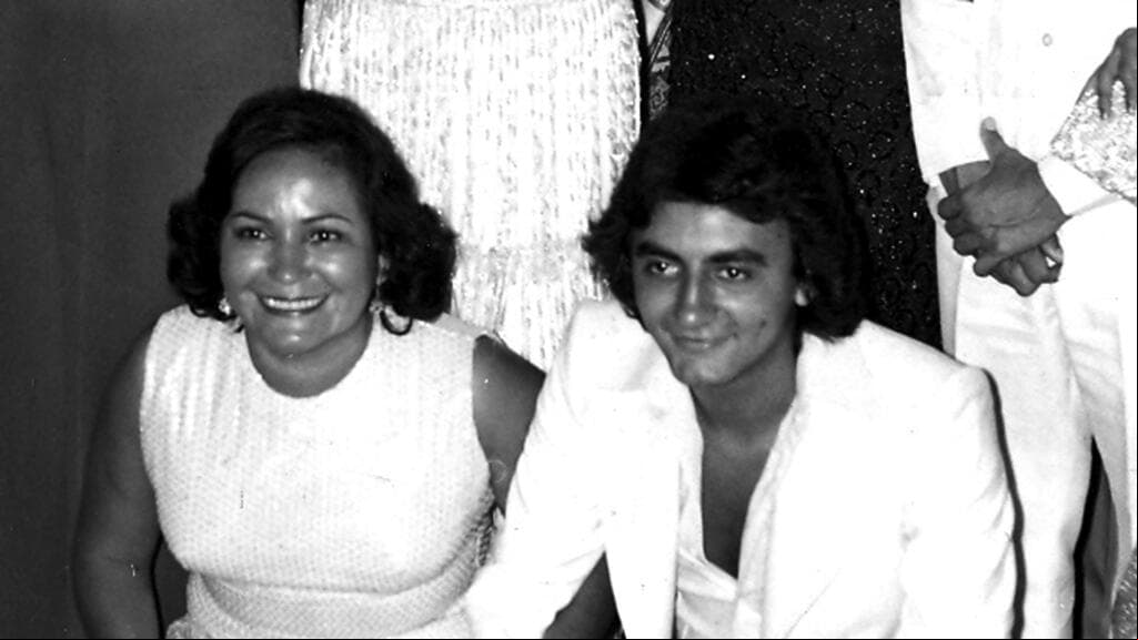 Carmen Salinas y su hijo Pedro Plascencia