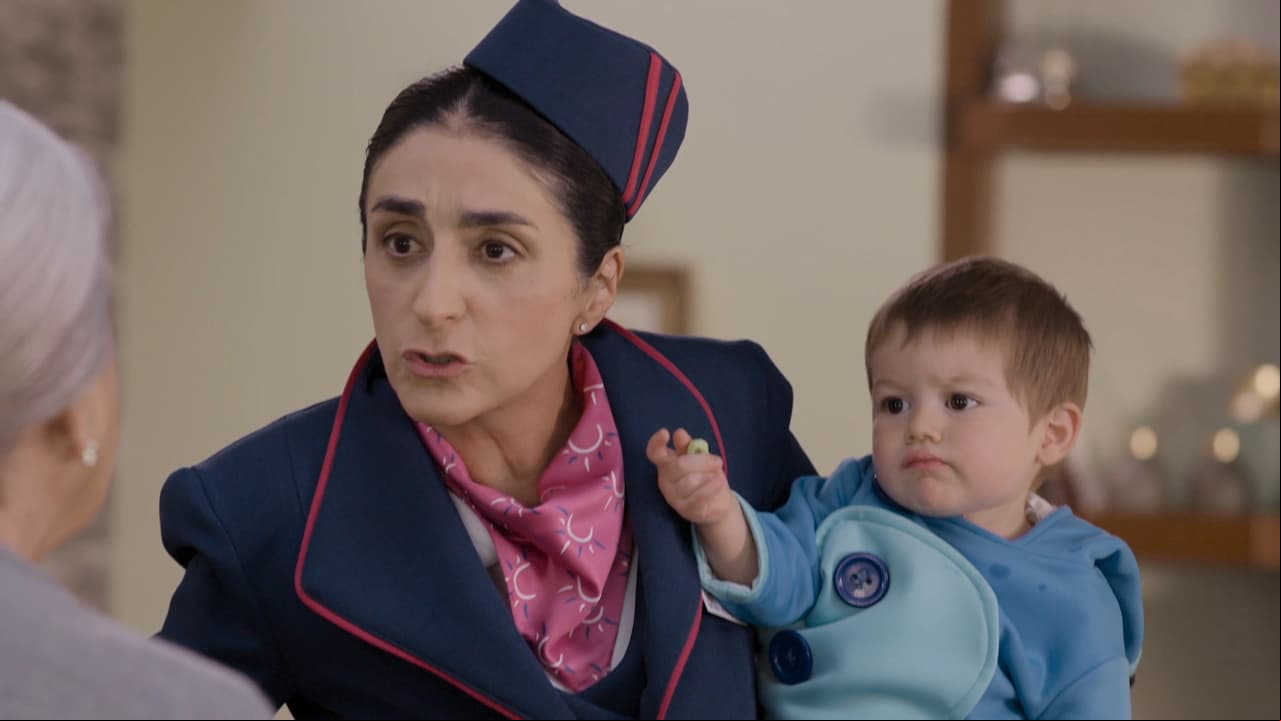 Emiliano es hijo de la hermana gemela de Lorenza, Raymunda.