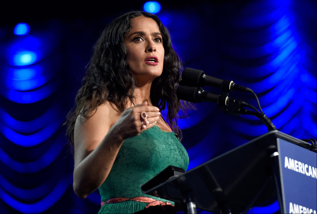 Salma Hayek cambió el color de su cabello