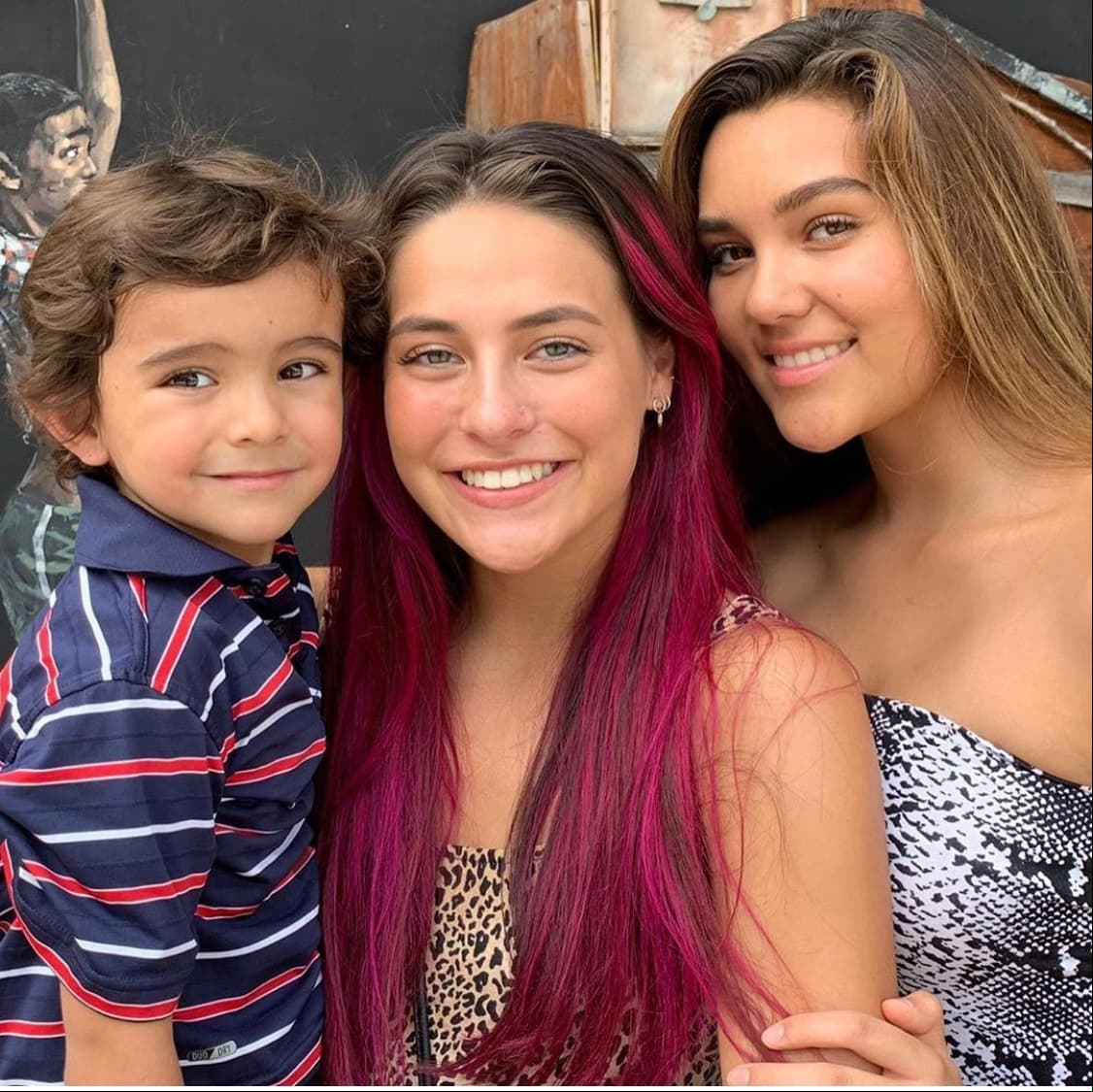 En cuanto a sus nietos, el actor de 'La señora presidenta' tuvo la oportunidad de convivir con los tres; Pablo, Ximena y Paula, hijos, respectivamente, de sus dos retoños mayores.