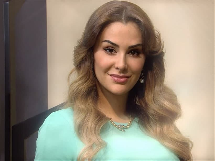Un excelente día, llega a Avon una hermosa y sensual mujer, Discua Paz de la Soledad, quien ocupa el lugar de secretaria de Jessica y que por si fuera poco, flecho de un golpe a Fernando. ¡Sorpresa!