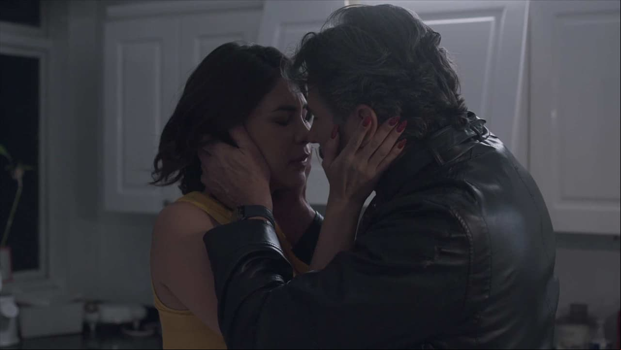 Emilia y Octavio se besan: “¿Me darías una oportunidad?”