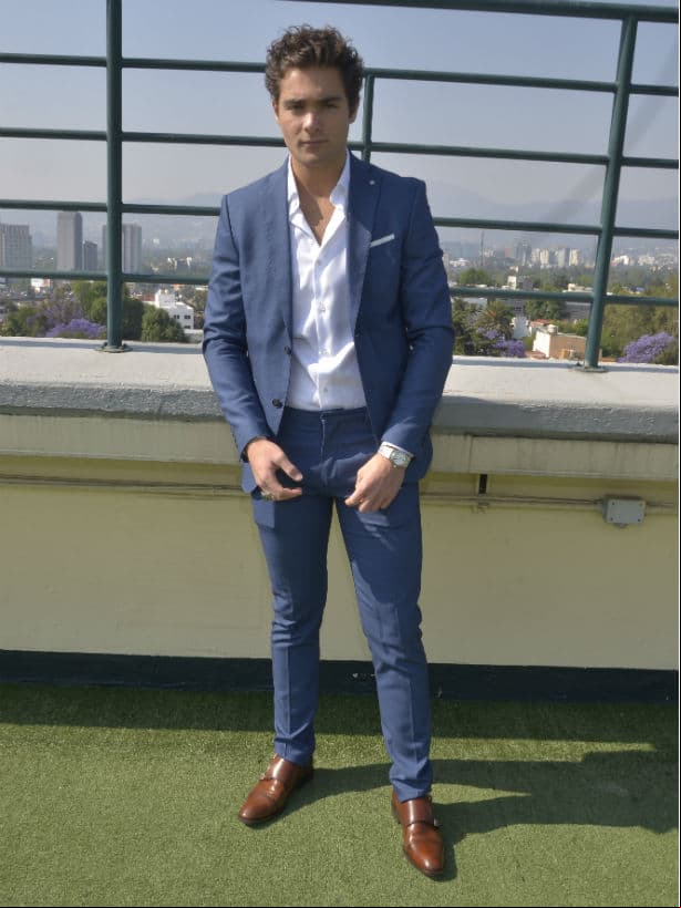 Carlos Said interpreta a León, personaje con el que debutará en la televisión.