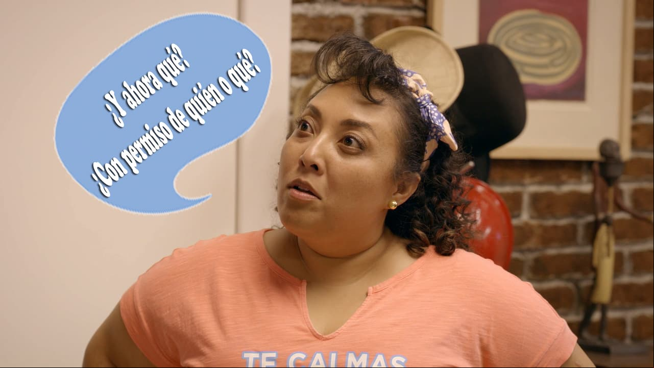 En el segundo capítulo, llamado 'Pool party', esta fue la reacción de Toña al ver que "alguien" se estaba mudando al edificio.