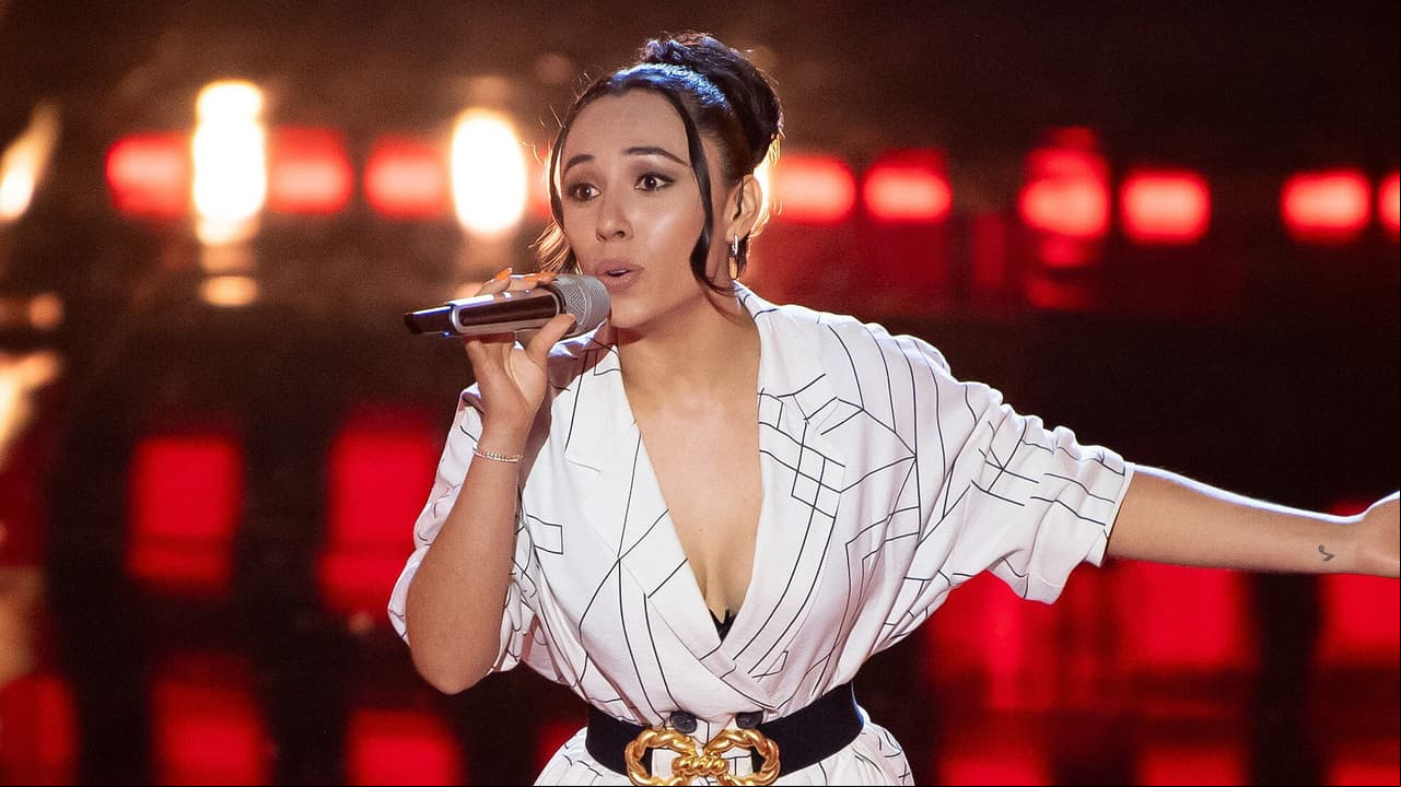 La Comunicóloga fue bloqueada por consejo de José Eduardo Derbez, ¿será una buena o una mala cantante?