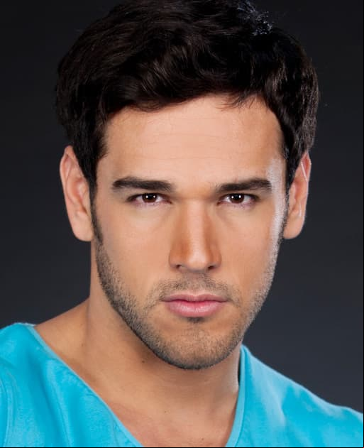Javier Estrella