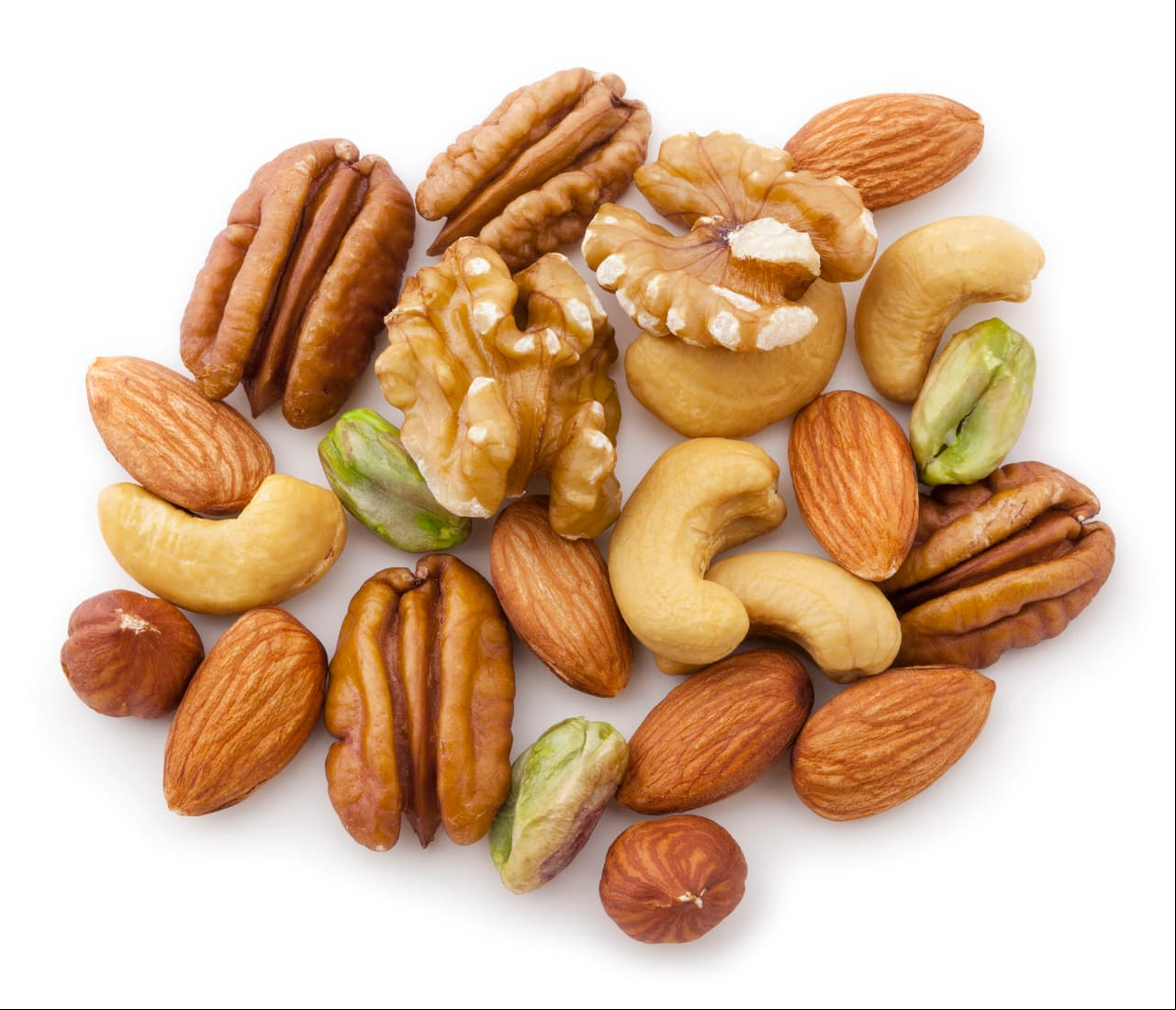 Frutos secos. Las nueces, almendras y las avellanas son una excelente fuente de vitamina B, ideal para mantener los niveles de la tensión arterial.
