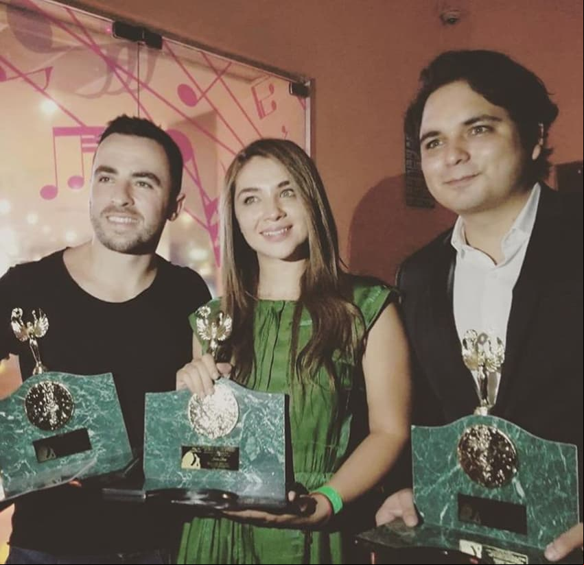 Además, compartió que le gustó más trabajar con Daniela Luján, con quien mantuvo una buena relación que perduró con el tiempo. “(Belinda y yo) no nos entendíamos, no éramos afines. Ella tiene su carácter, yo tengo el mío. Tengo un carácter muy fuerte que se forjó en México porque yo llegué siendo un niño muy noble, muy noble", contó.