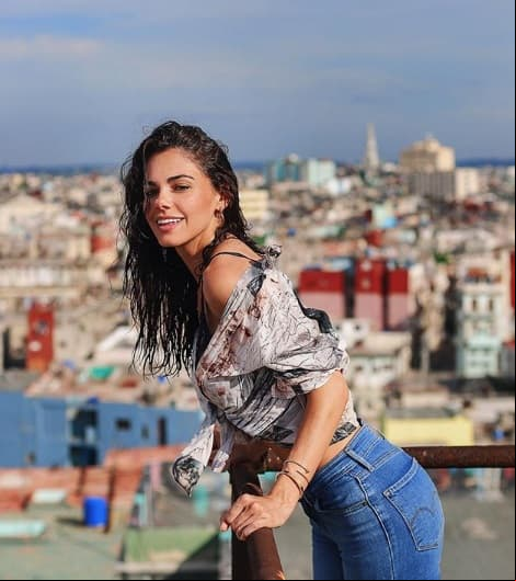 “Mujer segura no compite con ninguna”, es uno de los pensamientos de Livia Brito.