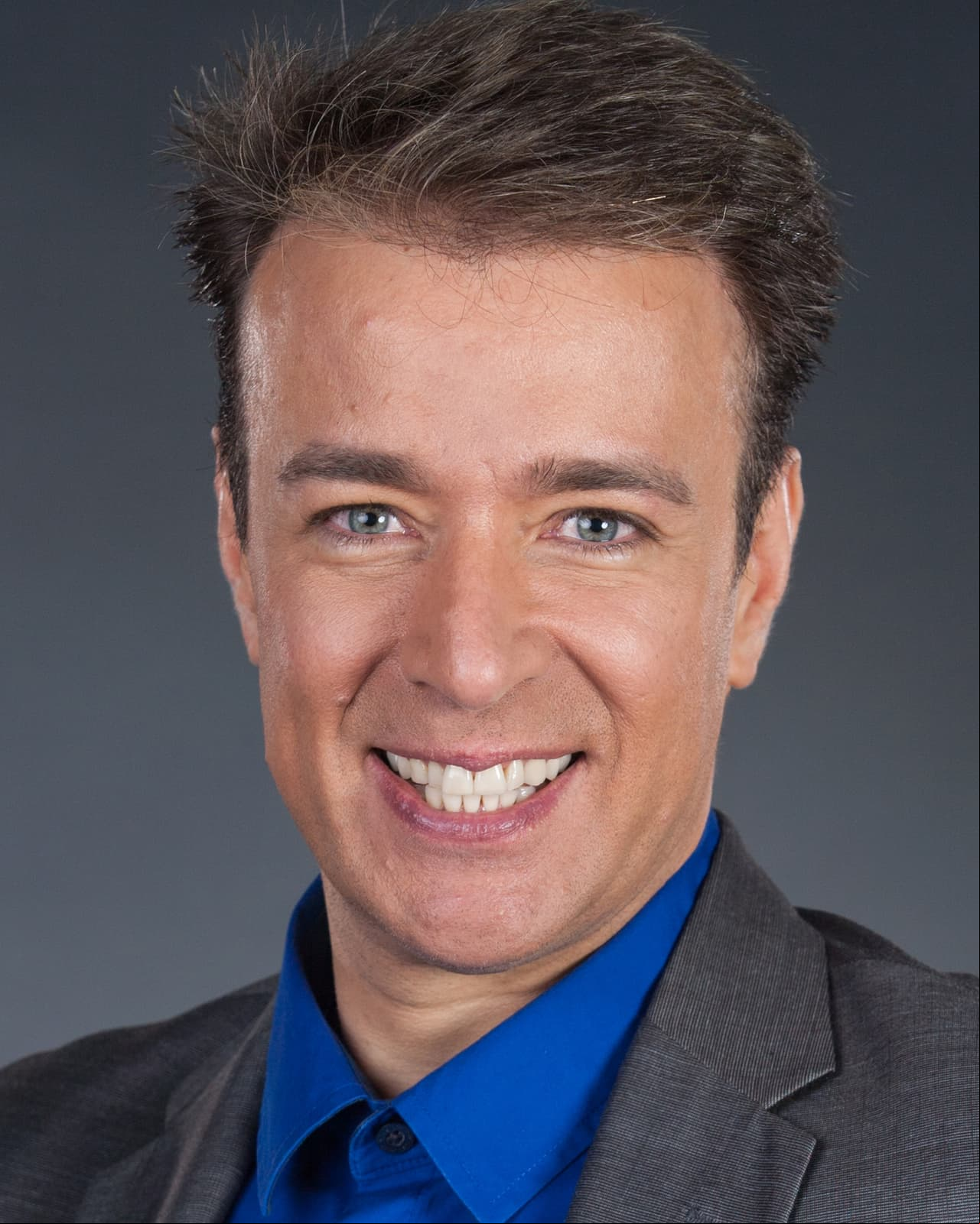 Raúl Magaña