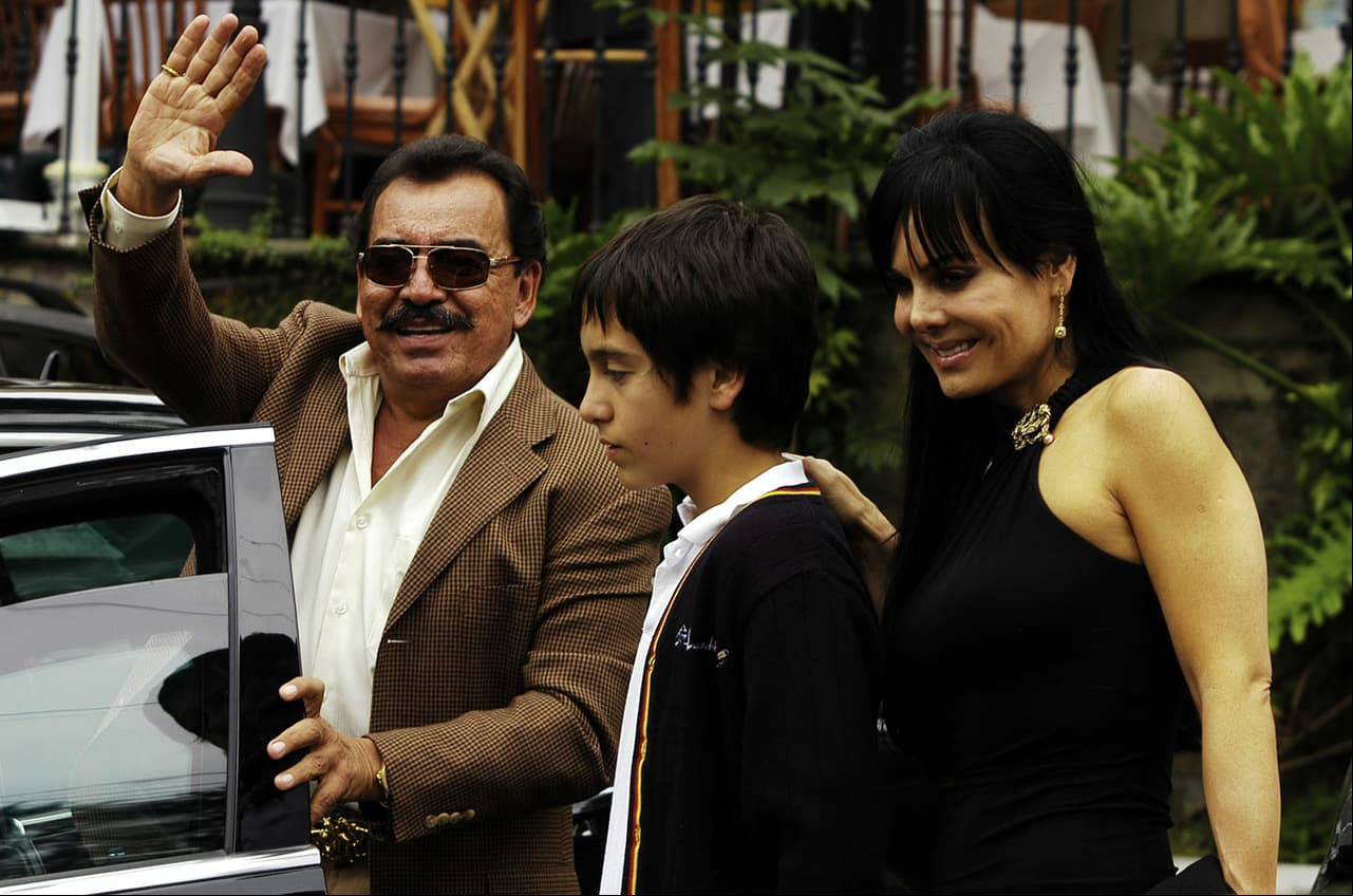 Joan Sebastian y Maribel Guardia procrearon a Julián Figueroa en 1995