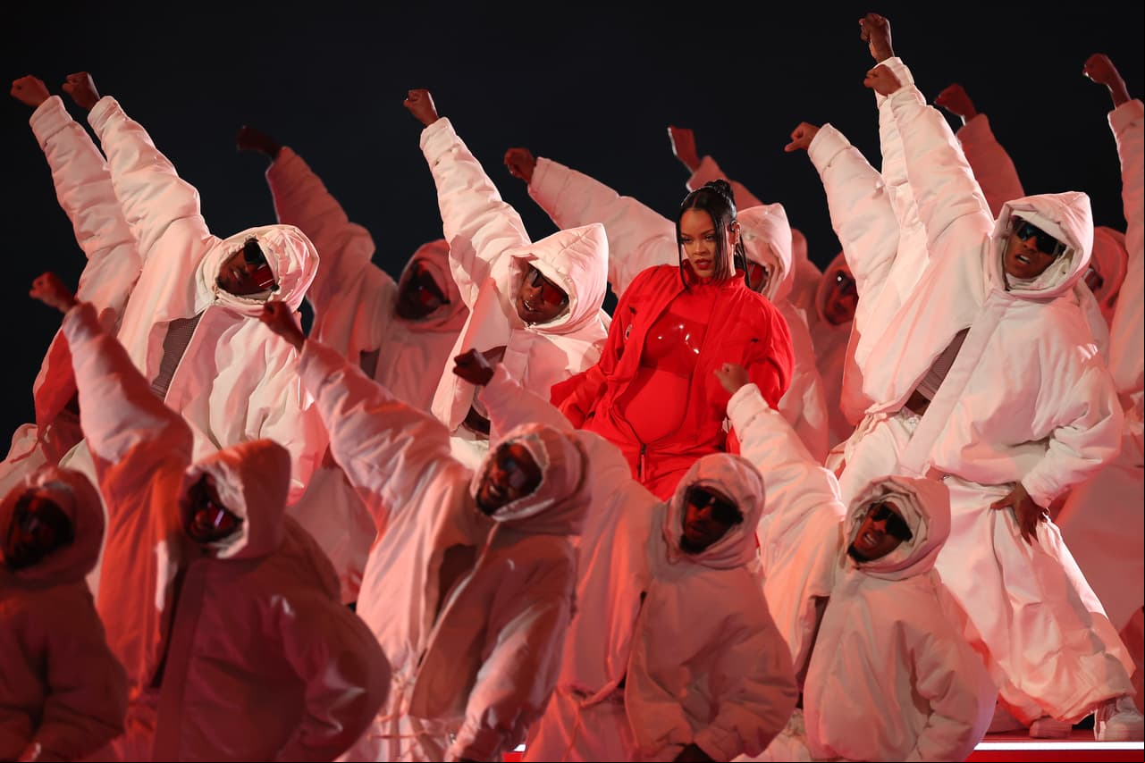 Rihanna deslumbró con su actuación en el Show de medio tiempo en el Super Bowl 2023