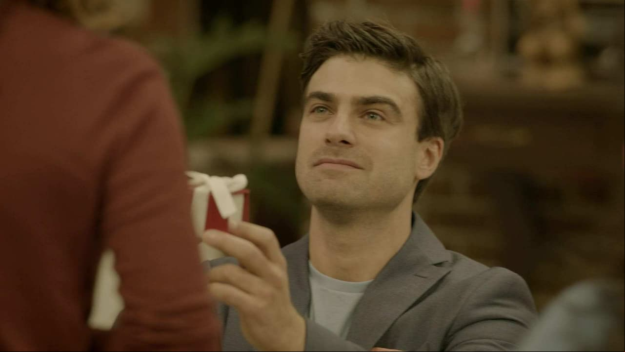 Santiago Ramundo le propone matrimonio a personaje de ’40 y 20’ en el estreno de su nueva temporada