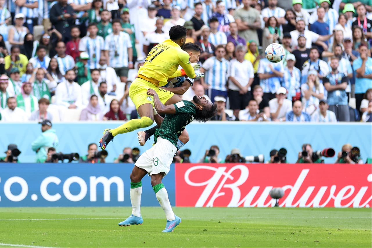 Arabia Saudita logra un triunfo histórico al vencer al equipo de Argentina con todas sus estrellas.