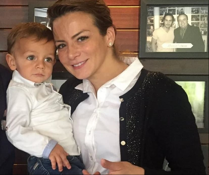 Silvia Navarro presume el espíritu navideño de su hijo