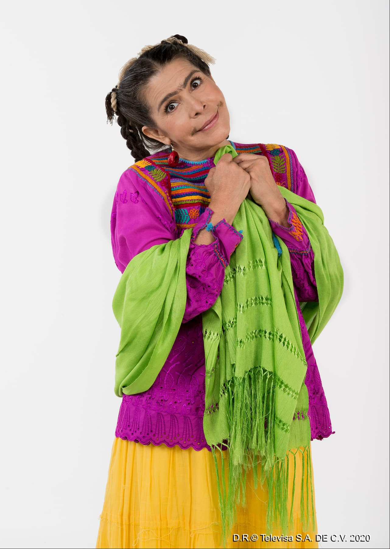 Patricia Martínez, interpretó a la madre de 'Tecla', 'Jacinta' durante la tercera temporada de 'Una familia de diez', pero en el primer capítulo de la cuarta, ella se queda con un Licenciado del Ministerio Público donde detienen a su patrón y abandona a la familia.