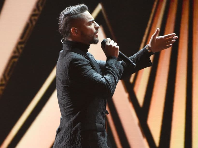 Maluma tiene 19 colaboraciones, entre ellas con artistas como Shakira, Ricky Martin, Thalia, Carlos Vives y Piso 21.