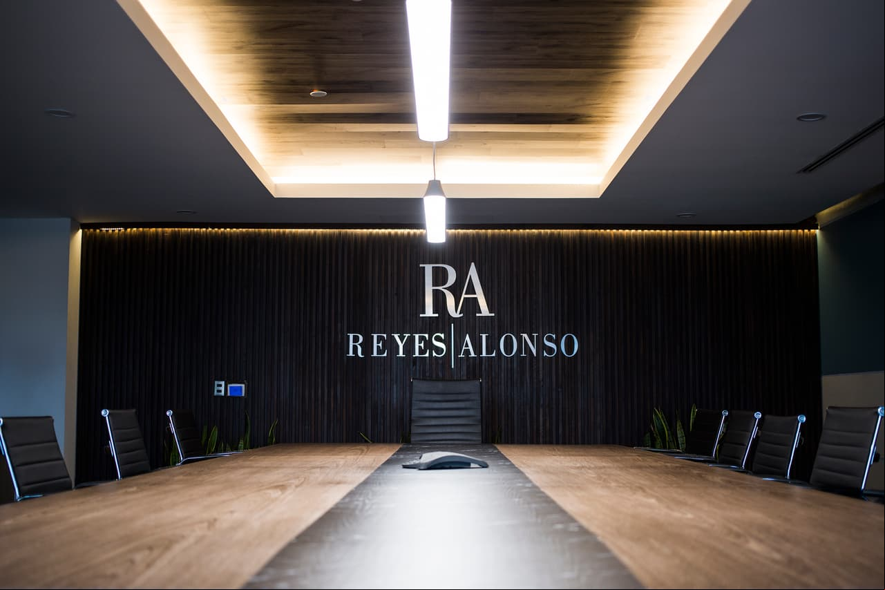 El equipo de producción tardó 10 días en construir las oficinas.