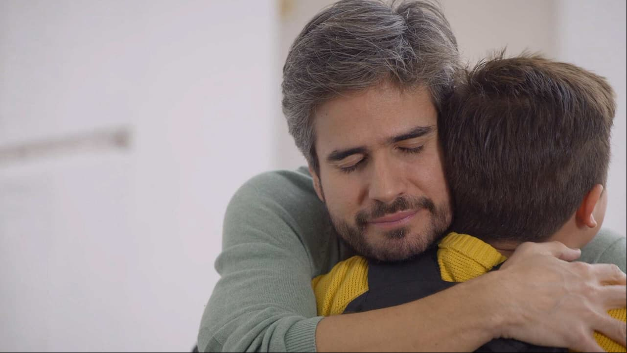 Escucha ‘Por fin me enamoré’, canción de ‘S.O.S Me estoy enamorando’ interpretada por Río Roma