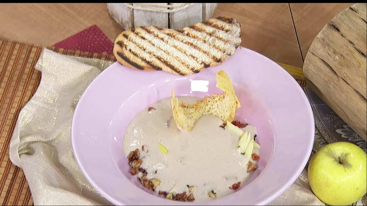 Receta irresistible: Prepara esta ‘SOPA DE MANZANA, APIO Y NUEZ’